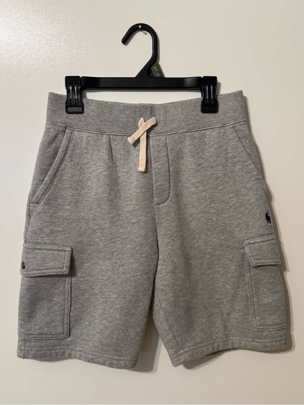 Polo by Ralph Lauren Gray Cargo size medium Sweat Shorts with Drawstring